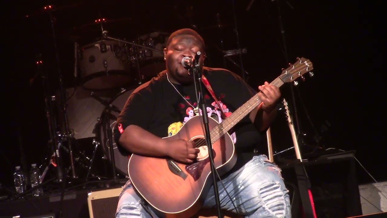 Christone Kingfish Ingram-Something in the Dirt live in Milwaukee, WI 3-24-22