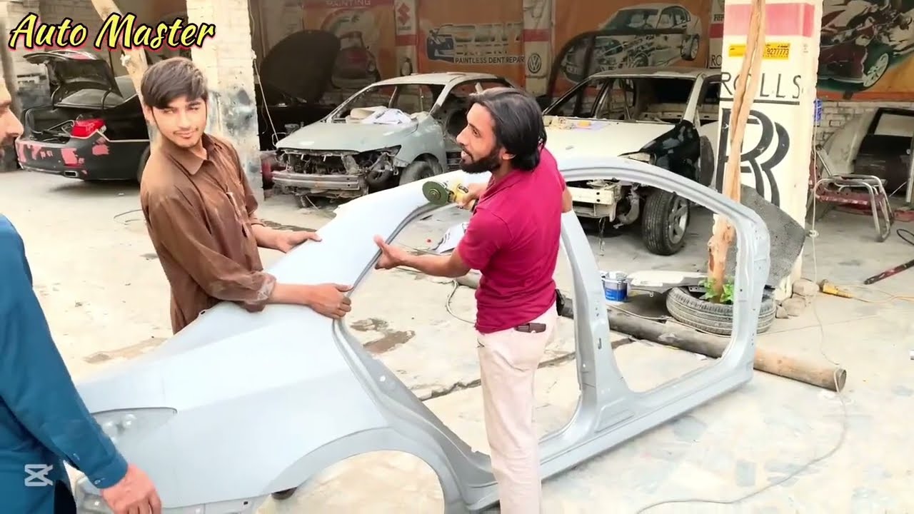 Severe Car Accident – Completely Damaged Vehicle Under Repair
