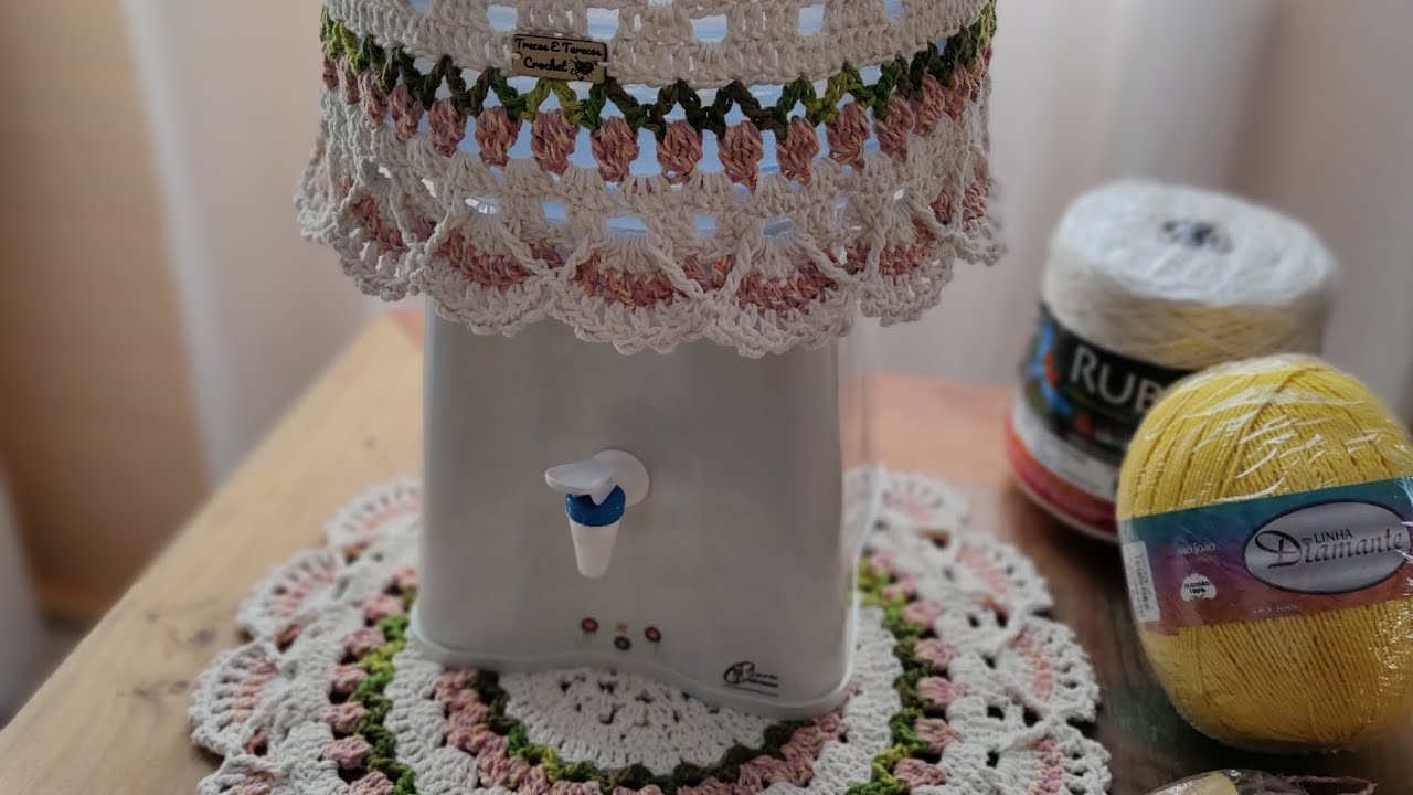TODA DONA DE CASA vai querer TER UMA CAPA de GARRAFA PARA ENFEITAR A COZINHA( versão Canhoto)