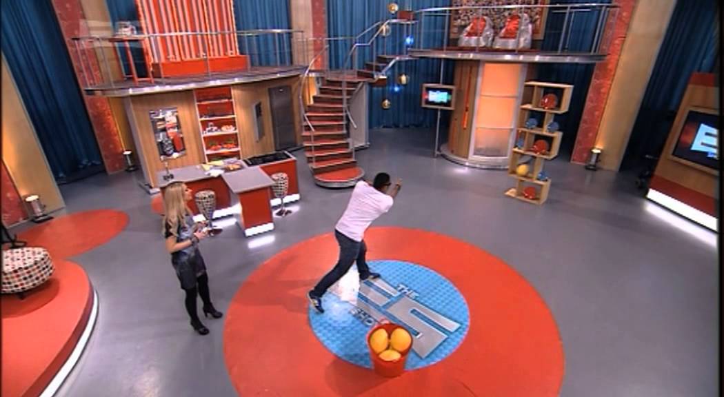 The Erin Simpson Show - Nua Finau - Take Me On - Plate Smashing
