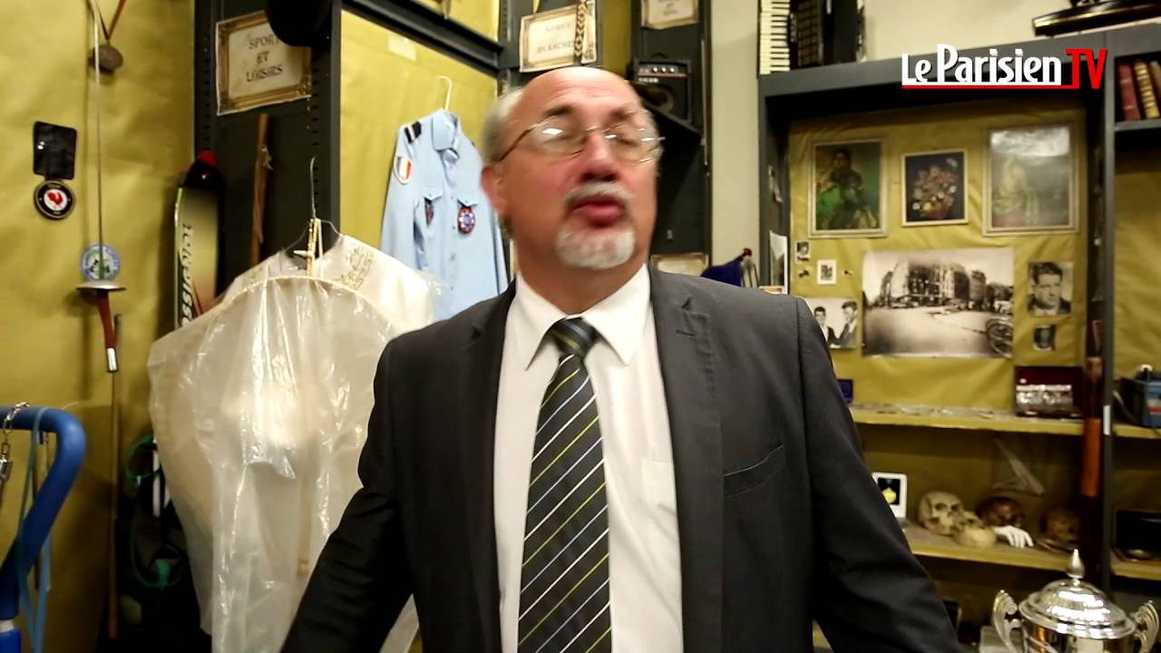 Plongée au cœur du «magasin» des objets trouvés de Paris