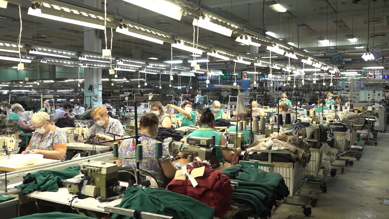 Город трудится, благоустраивается, приумножает благосостояние