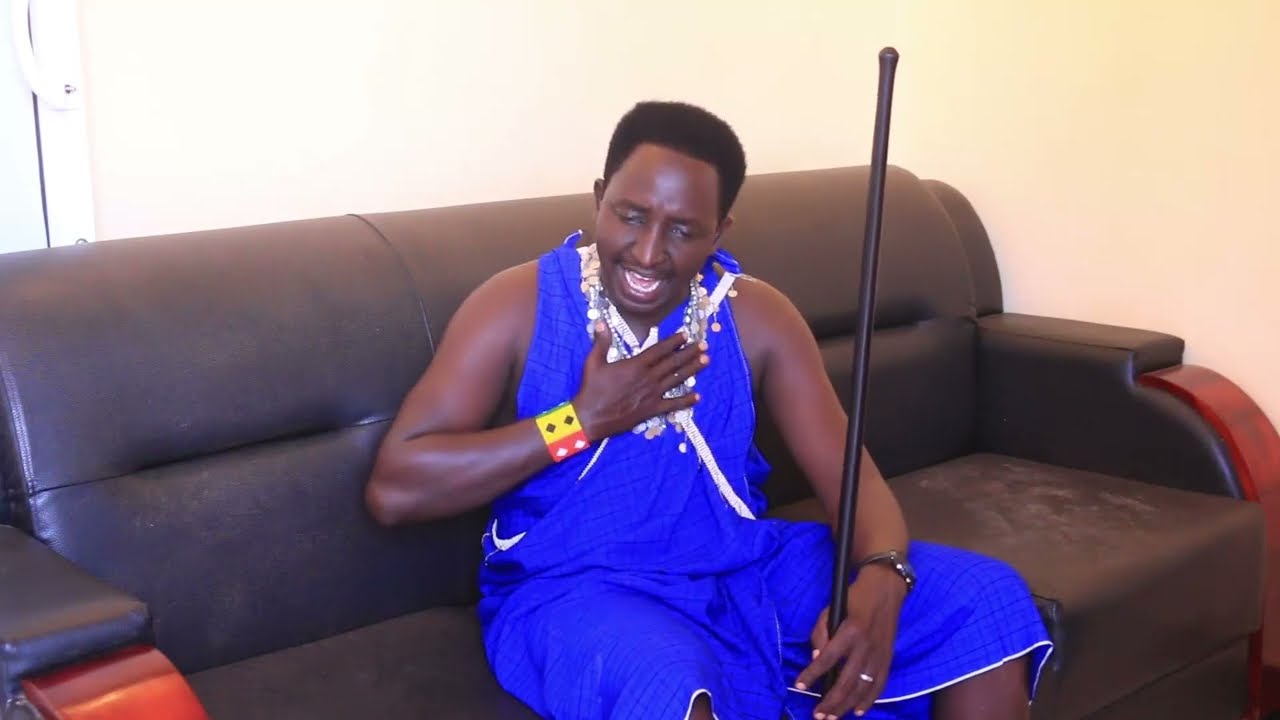Lata Mwimbaji was nyimbo za injil (Eata Enkai official music video kazi nzuri sana)