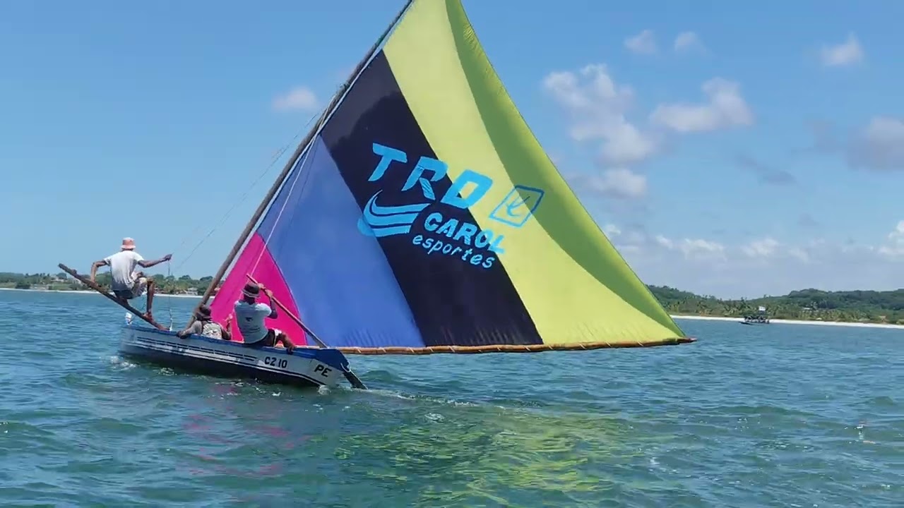 Mais uma corrida de canoas em barra de catuama 