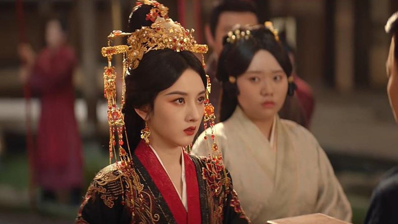 Сяо Цяо выходит замуж за своего врага в слезах, чтобы погасить 14-летнюю кровавую долг за деда.