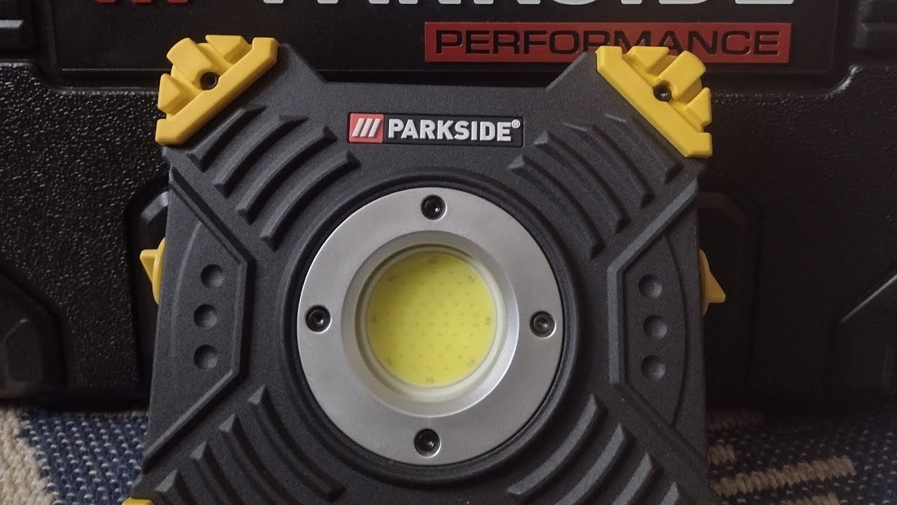 Proiector LED Parkside PAAL 6000 B2