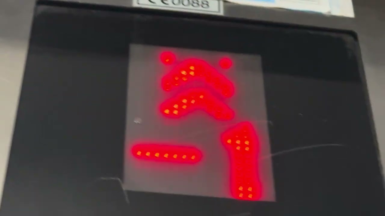 Viaport yemek asansörü