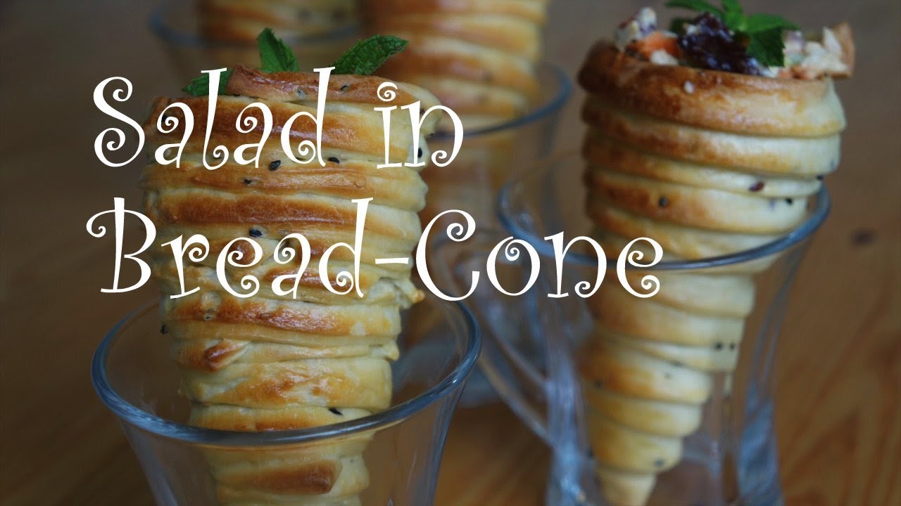 المطبخ المغربي سلطة الدجاج في كؤوس خبز منزلي Chicken Salad in Homemade Bread Cones Moroccan Cuisine
