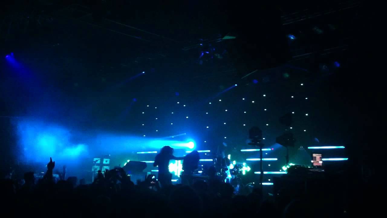 M83 /// COULEURS /// live at Amager Bio, CPH