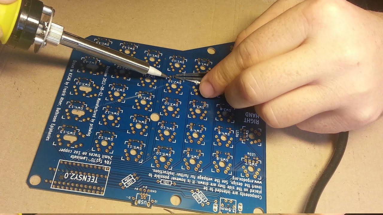 Timelapse Ergodox keyboard assembly