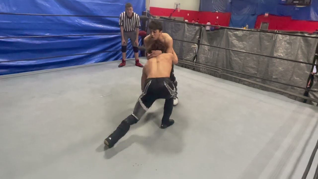 Warriors Showcase - Mike Datello v E-roc