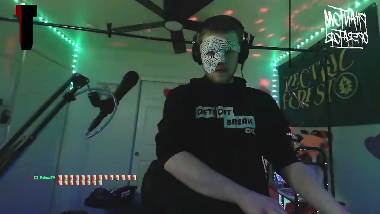 Live 130 BPM SET ~ The Phantom Operator