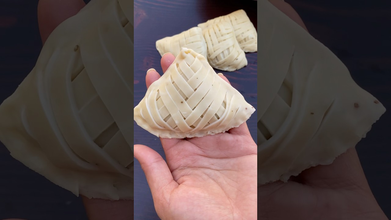 Beautiful Samosa Design Idea #tastemadeworld #ramadanonshorts #ramadan2025 #samosa #matsamosa #food