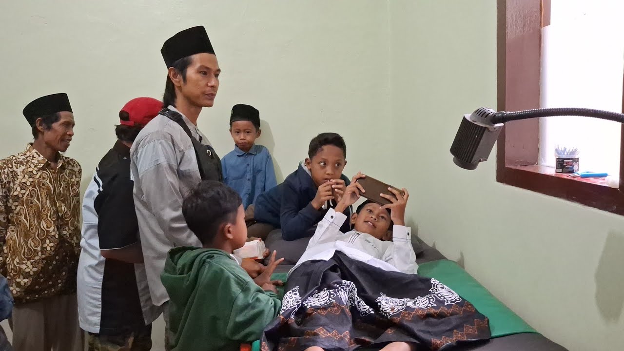 KHITANAN MAS BINTANG METODE CINCIN