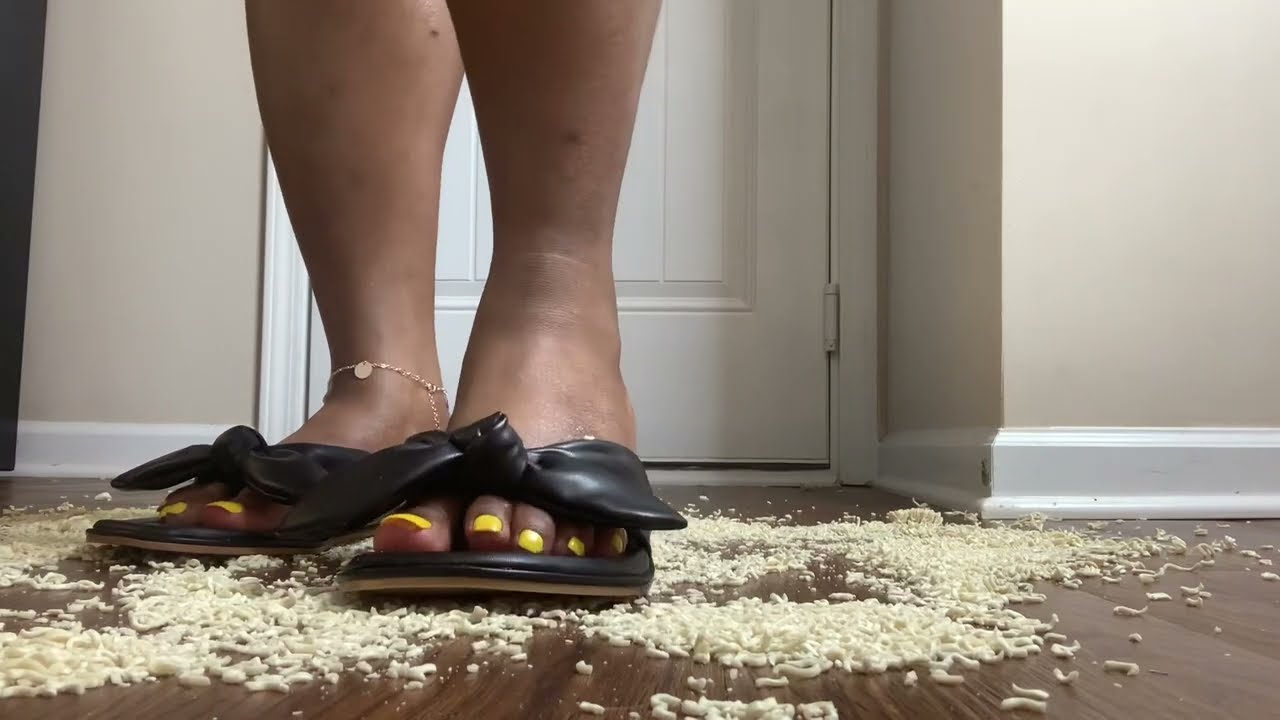 Ramen Crush Walkover | With Shoes | ASMR