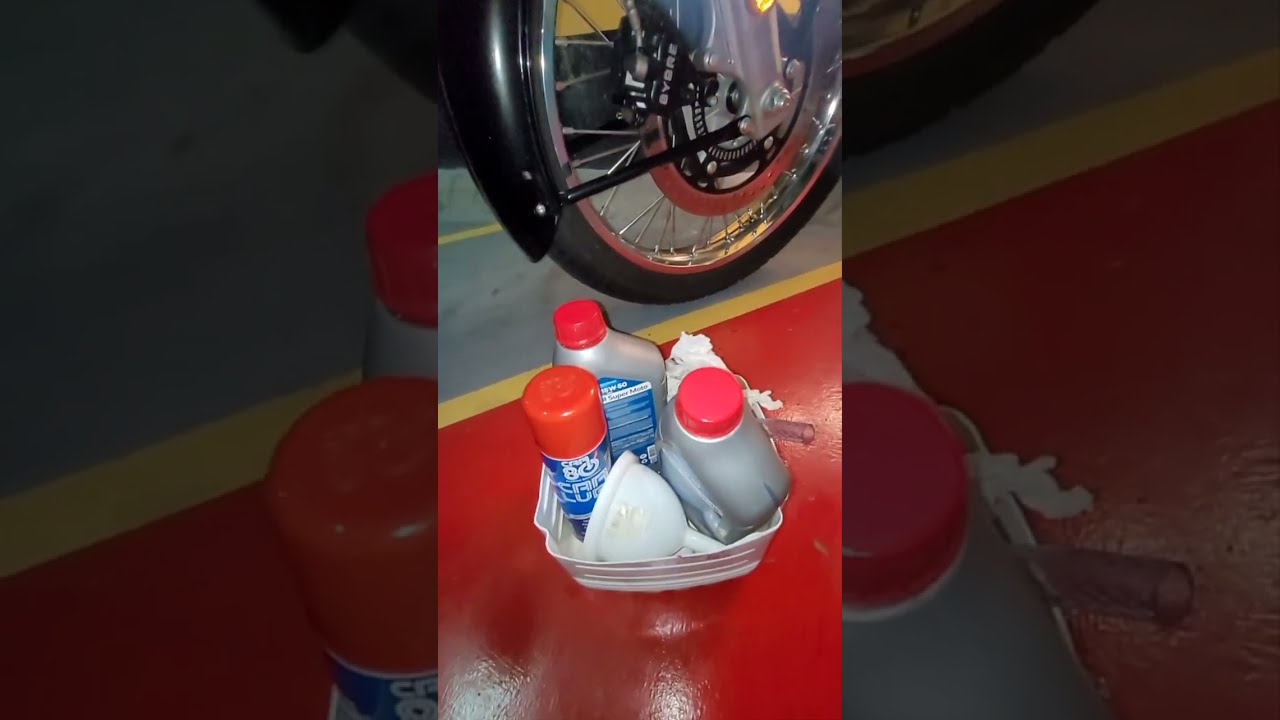 Classic 350 - Revisão de 500km em casa - Regulagem das válvulas