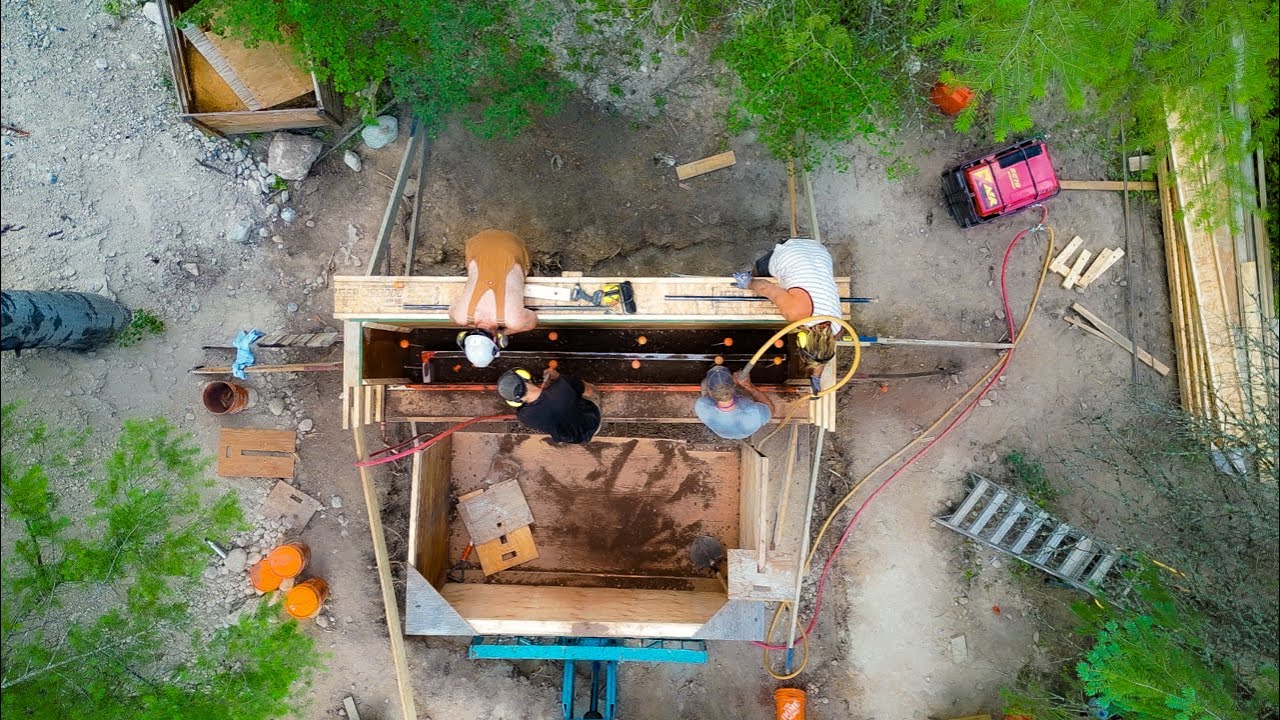 RAMMED EARTH 101 - Expert TIPS on MIXING and RAMMING for BEGINNERS - Rammed Earth Workshop (Part 3)