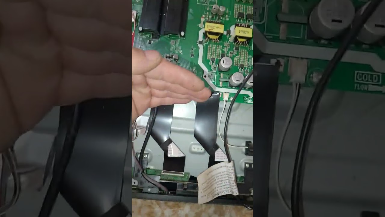 Tv led TCL 50 pulgas sin imagen, pantalla negra. No es problema de iluminación. Parte 1 de 2.