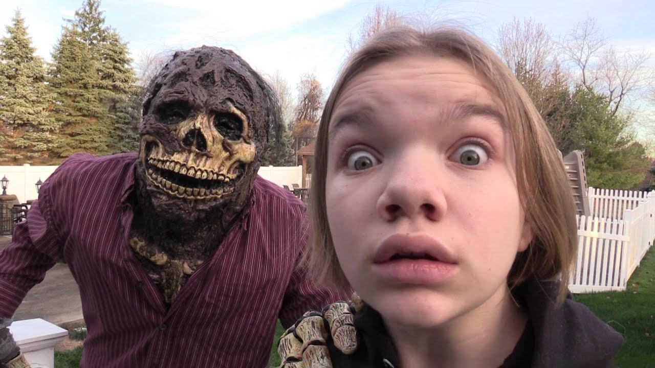 ZOMBIE IN OUR HOUSE. (SCARY)