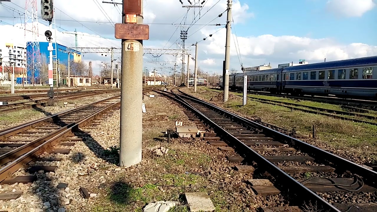 R9575 Caransebeș-Timișoara Nord cu un mecanic de treabă