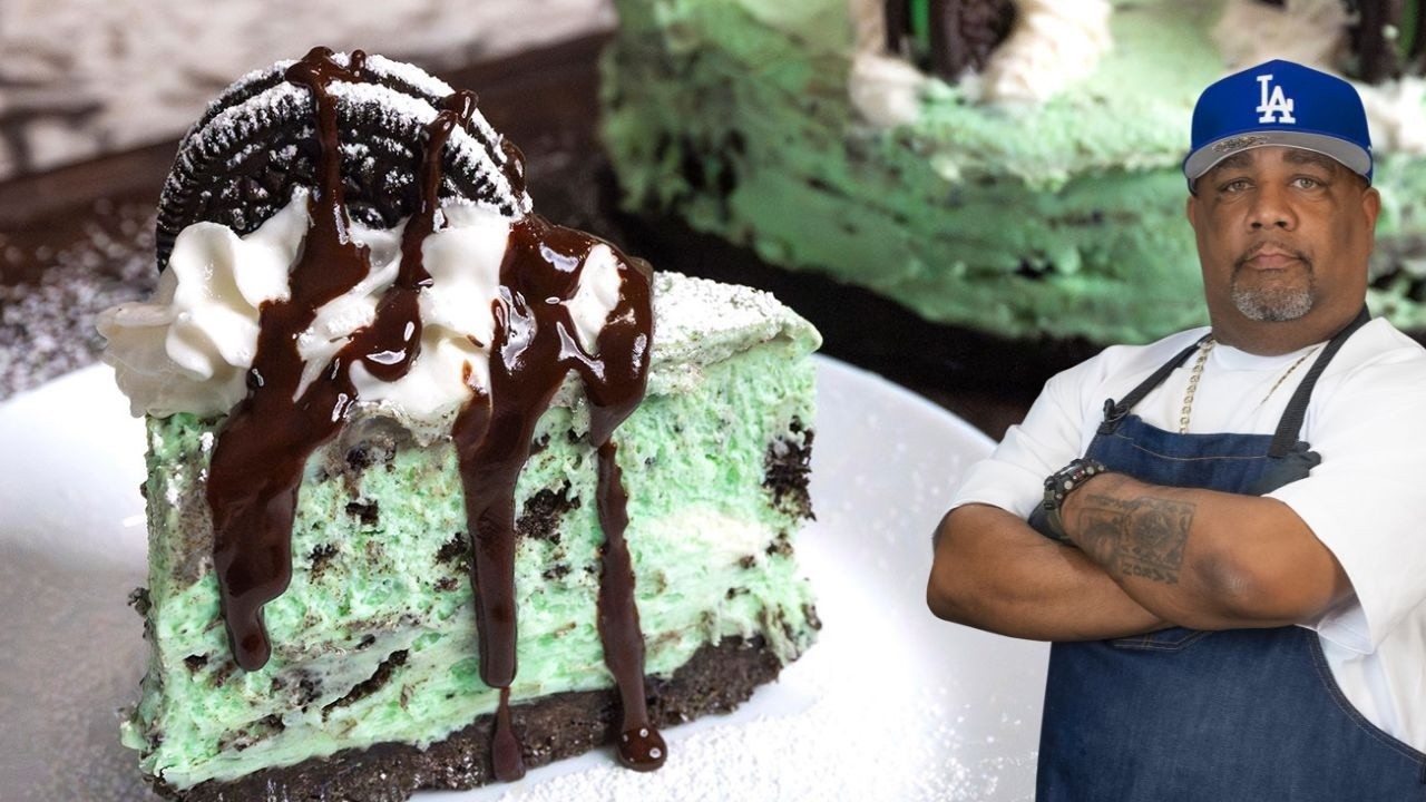 No Bake Mint Oreo Cheesecake Treat!