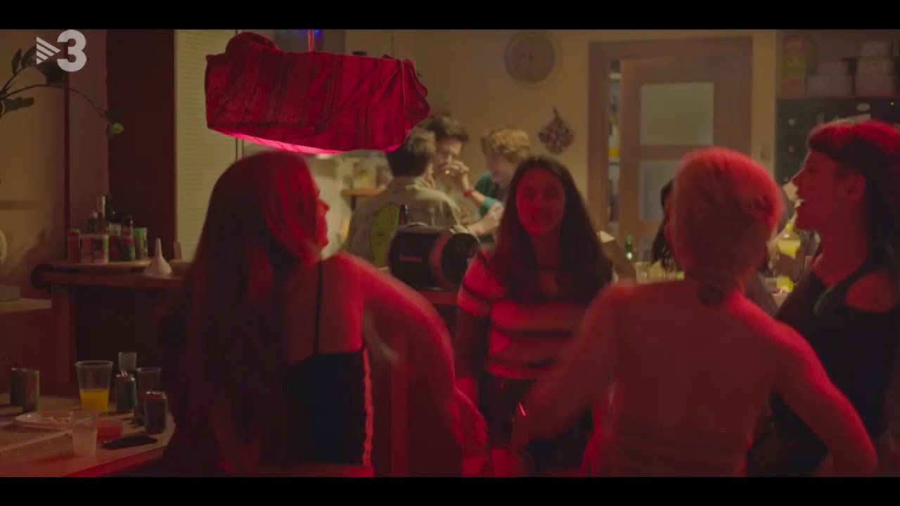 Lorena & Gina 3 - Les de l'hoquei (ENG. SUB)