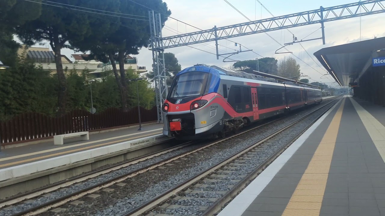 Treni mattutini e pomeridiani alla stazione di Riccione!