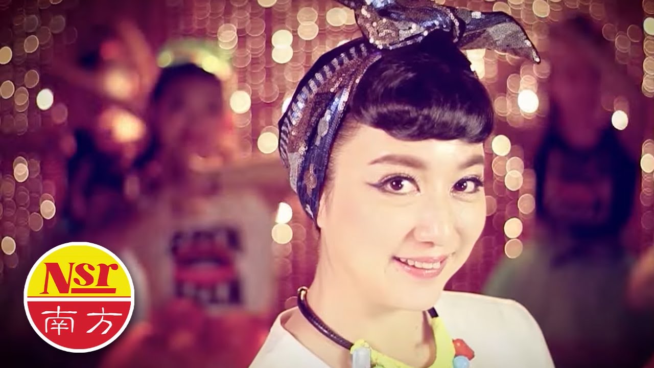 郭雯雯 KWOK VOON VOON I 经典风采恋歌 I 一见你就笑 I OFFICIAL MUSIC VIDEO