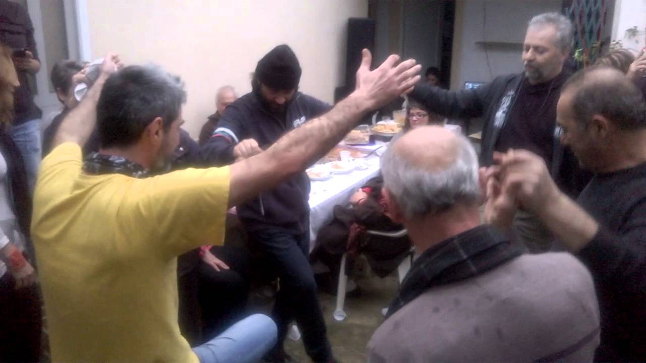 Τσάμικο Ρόρι Γκάλαχερ Ντου Γιου Ρηντ Μη, ρε;