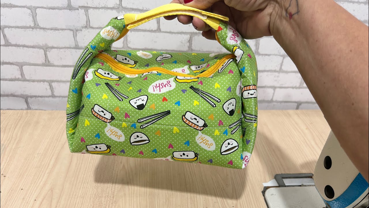 Bolsa térmica que vira um jogo americano