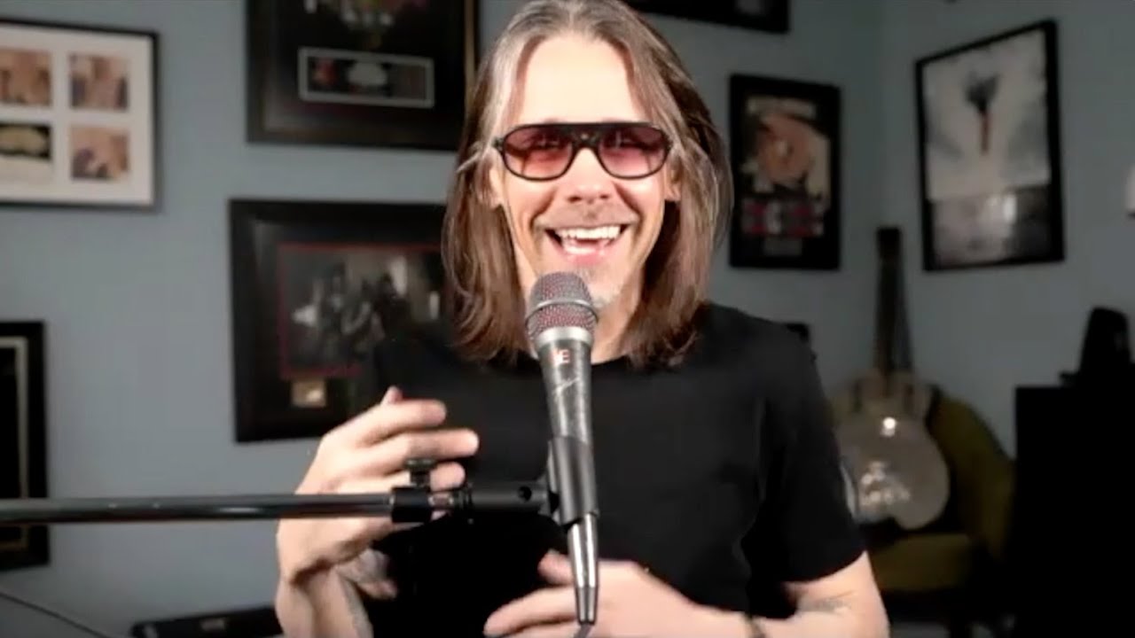Myles Kennedy - I Write Music to Cope With Anxiety