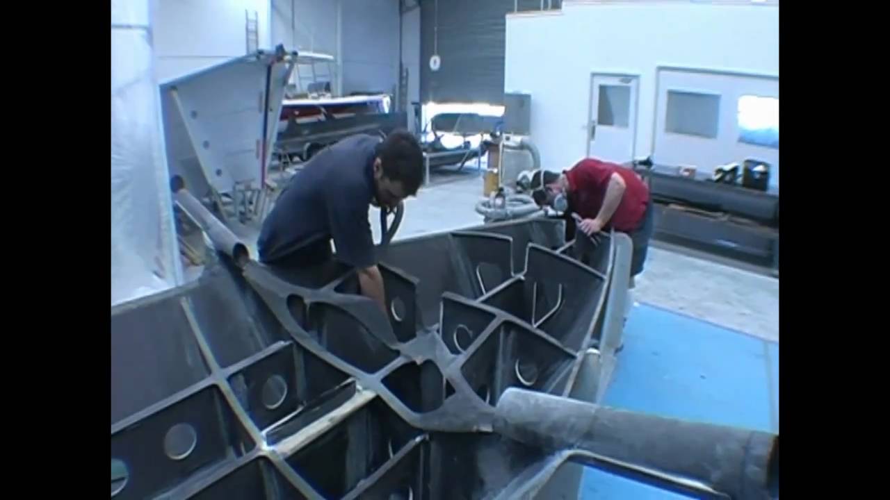 Building a High Tech 18ft Skiff