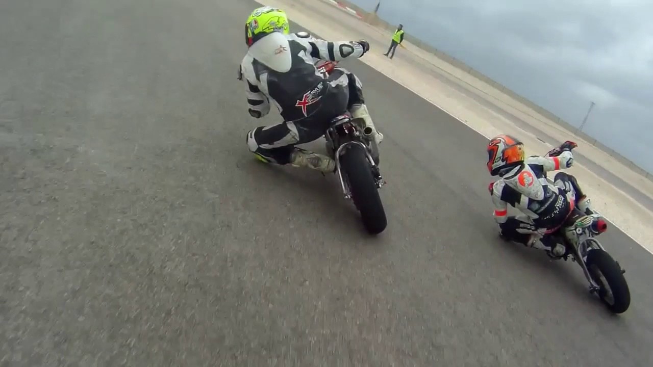 Primeros 25 min. carrera resistencia Pitbike 4 horas circuito fortuna 11/2/17 copa levante