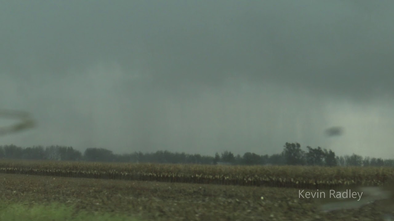 10 10 17 Rotating rain curtain Taylorville IL