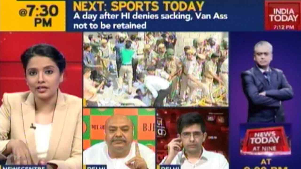 AAP Workers, Delhi Police Clash Over Murder Of Girl In Delhi