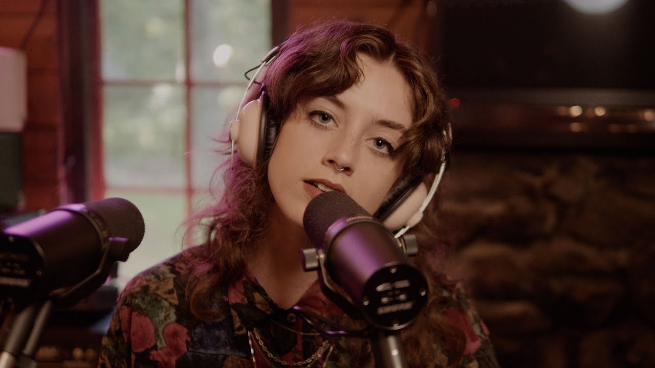 Miette Hope  | Live at Guava | "With or Without You" [U2 Cover]
