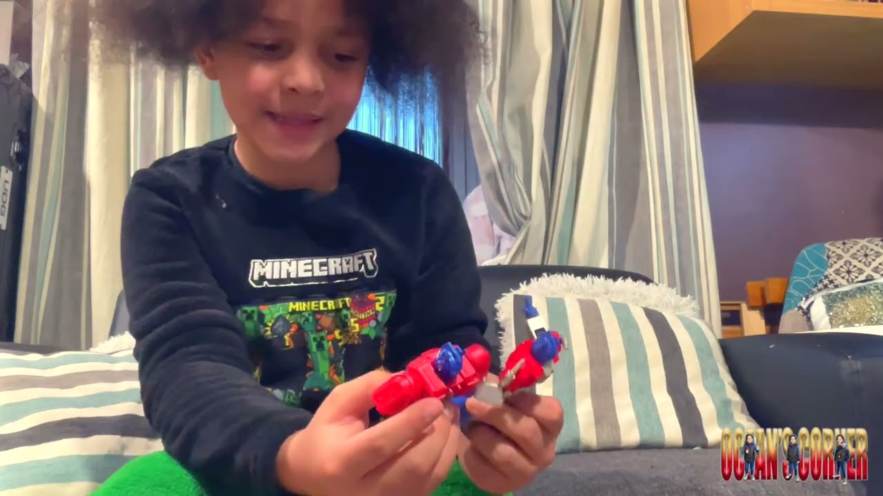 Ocean's Corner - Blokees Transformers One Classic Class Optimus Prime Model Kit Build