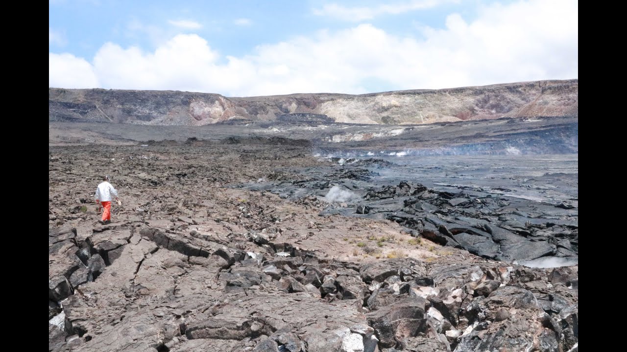 Halemaʻumaʻu eruption sampling - June 7, 2023
