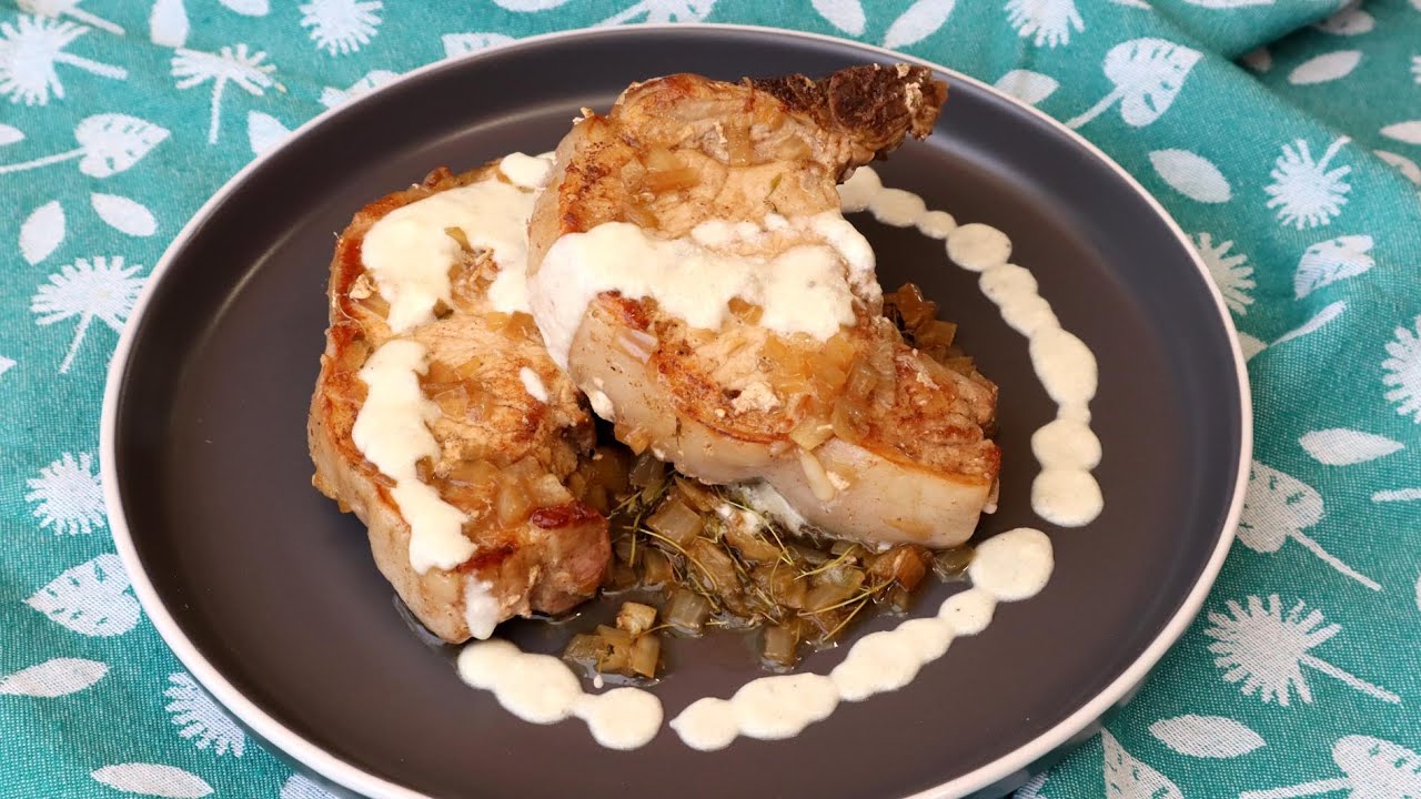 CHULETAS DE CERDO EN SALSA DE QUESO