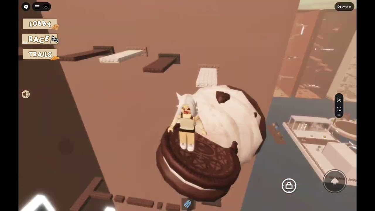 Playing Oreo Cupcake Tower in Bakery Tower! 🖤🤍
