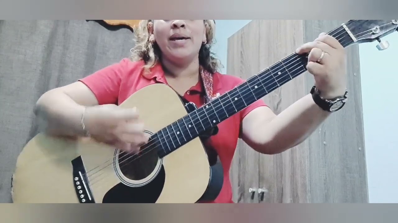 CANTOS PARA MISA- Gloria a Dios Trino-