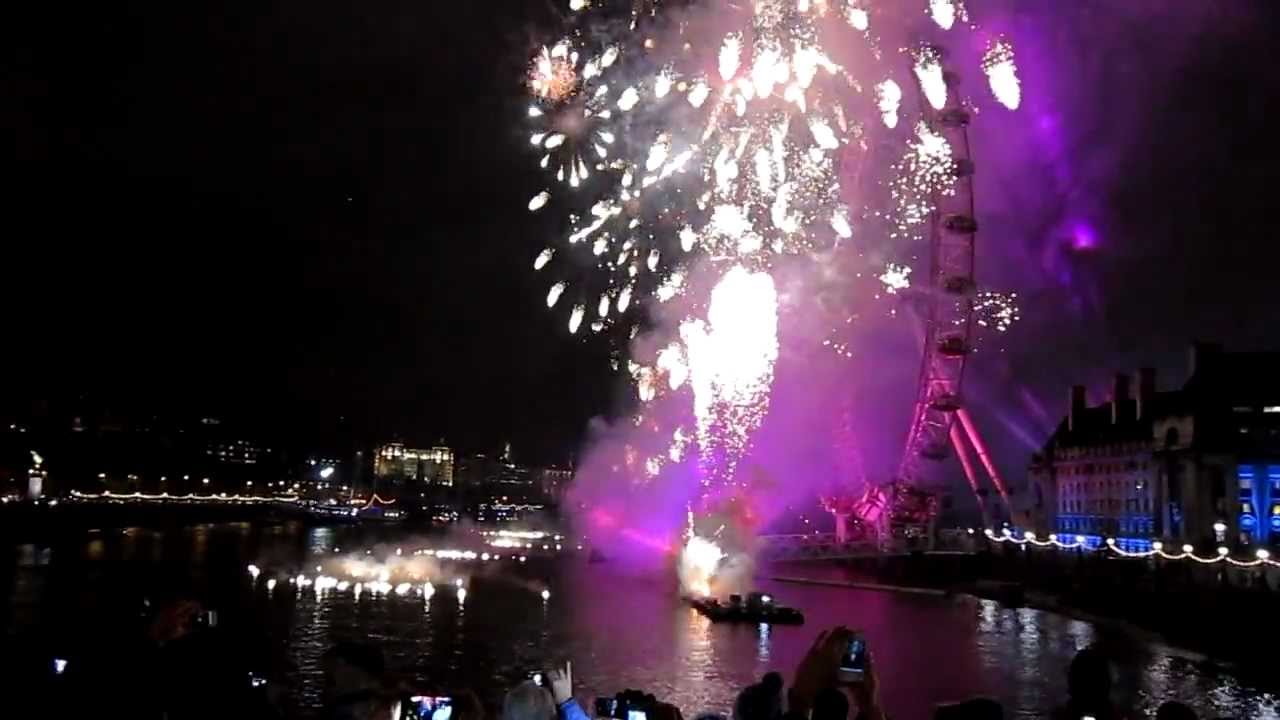 London New Year's Fireworks at Big Ben - 2012