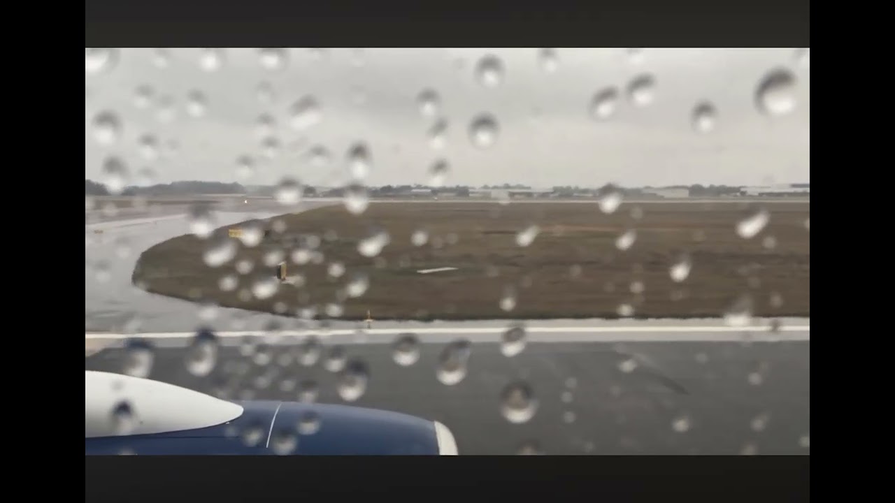 Rainy departure at Orlando mco 757-300 +taxi (extended version)