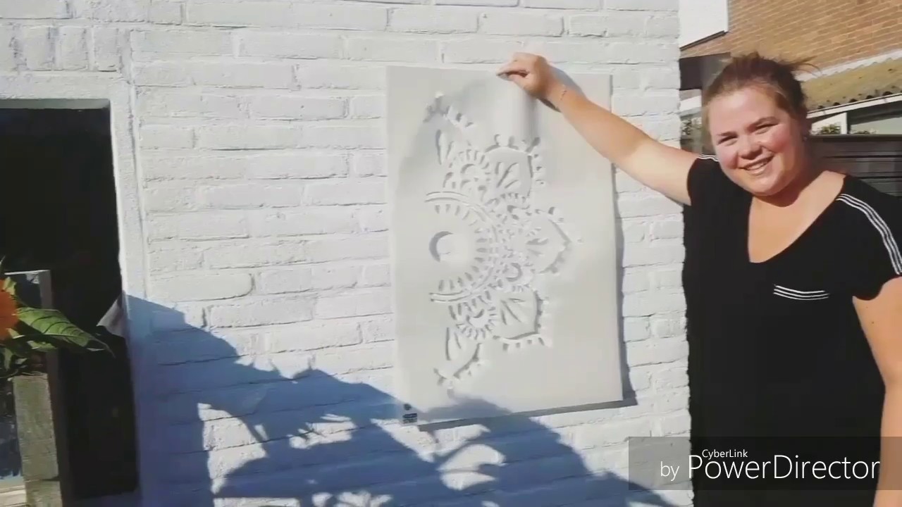 XL mandala sjabloon aanbrengen met 3 kleuren