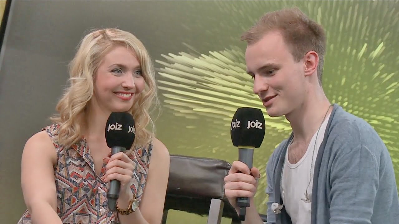TONI - Interview | LIVE AT JOIZ