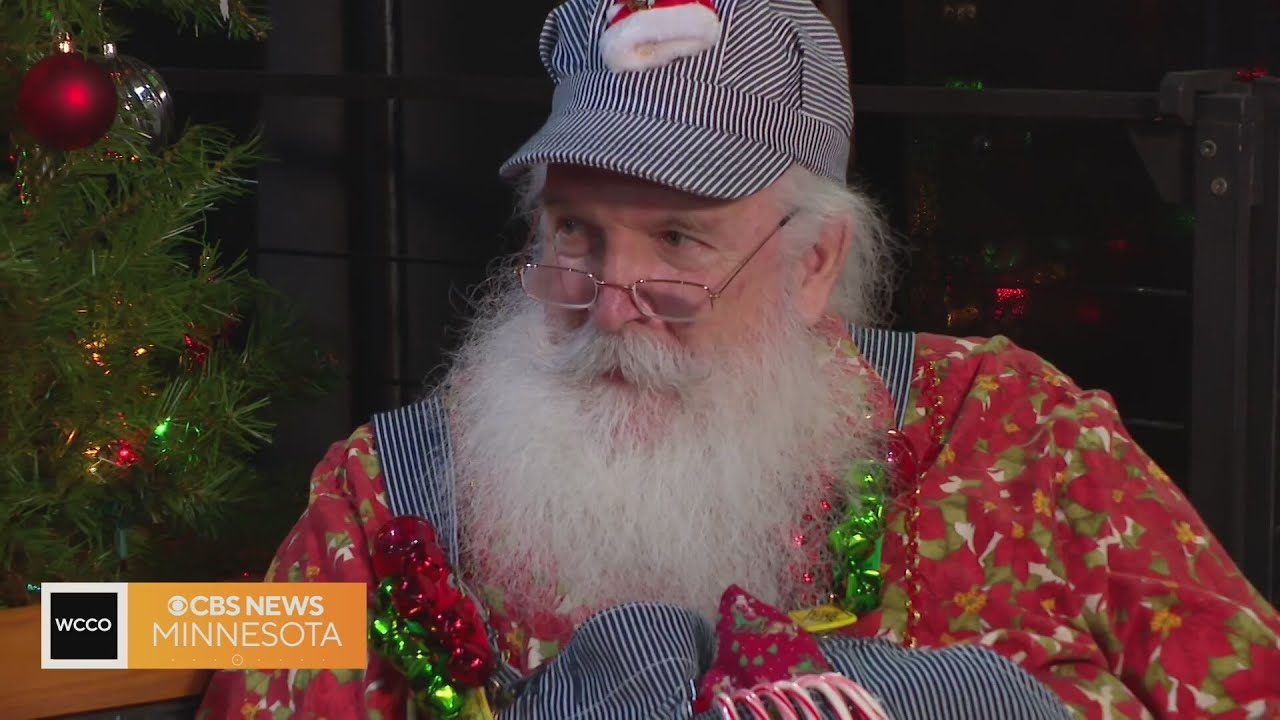 Santa’s Train Shop open in St. Paul