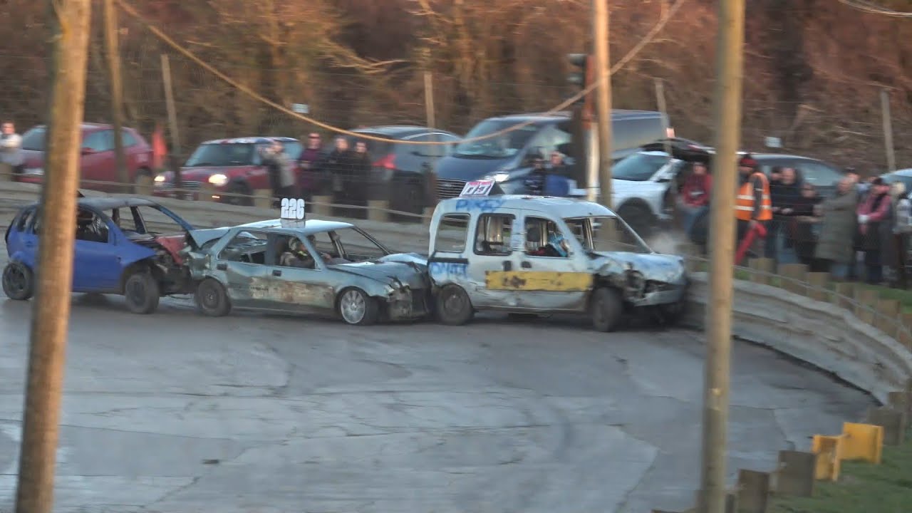 Standlake B2B Bangers & Ladies Bangers Gold Roof Round 1 02/03/25