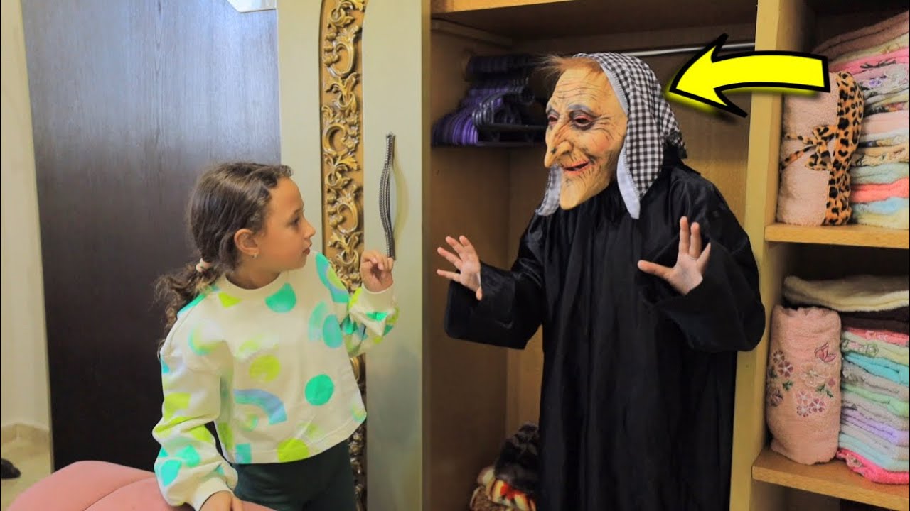 بنت صغيرة تعمل مقلب في اختها - شوف حصل اية !!