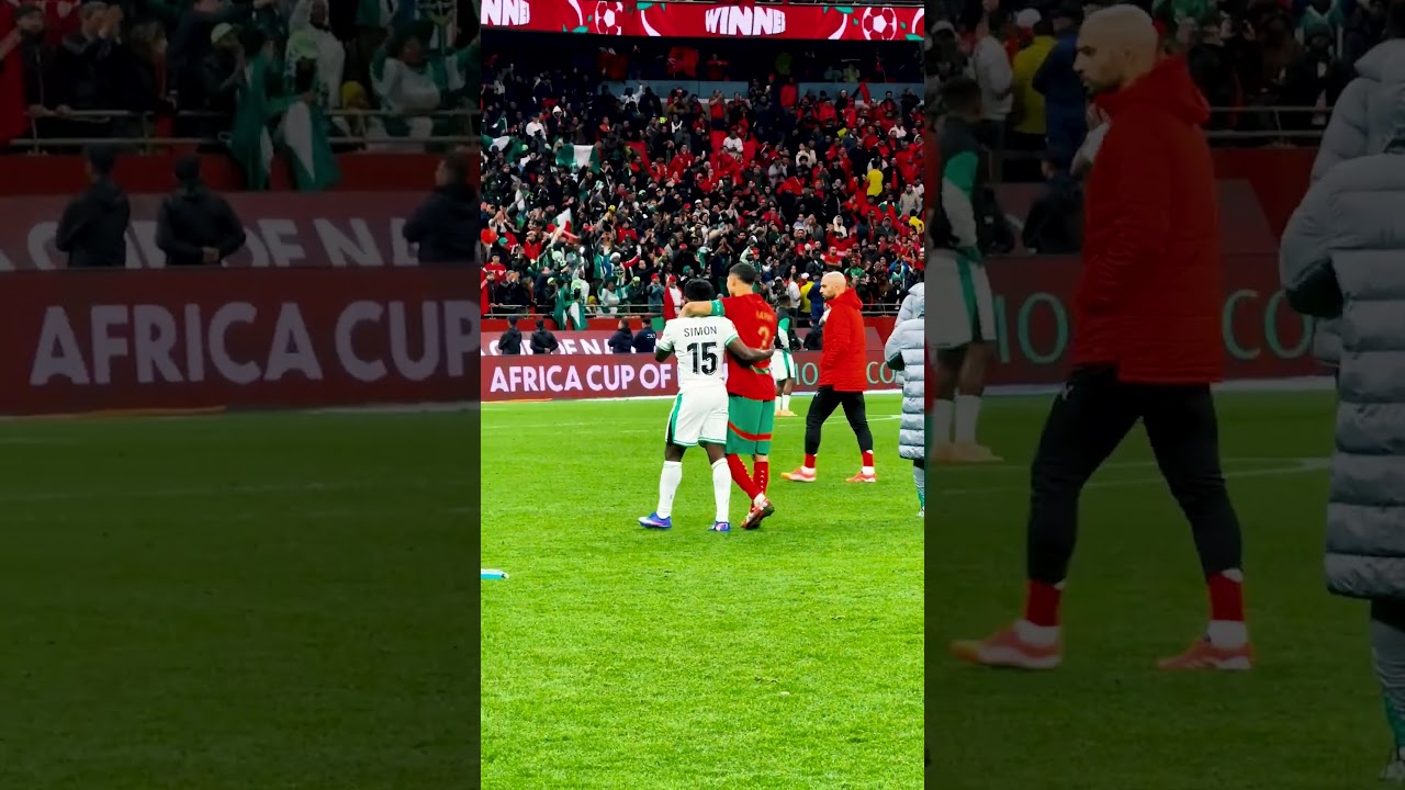 Hakimi and Moses Simon. Showcase of football's true spirit.#TotalEnergiesAFCON2025 | #WeAreDifferent