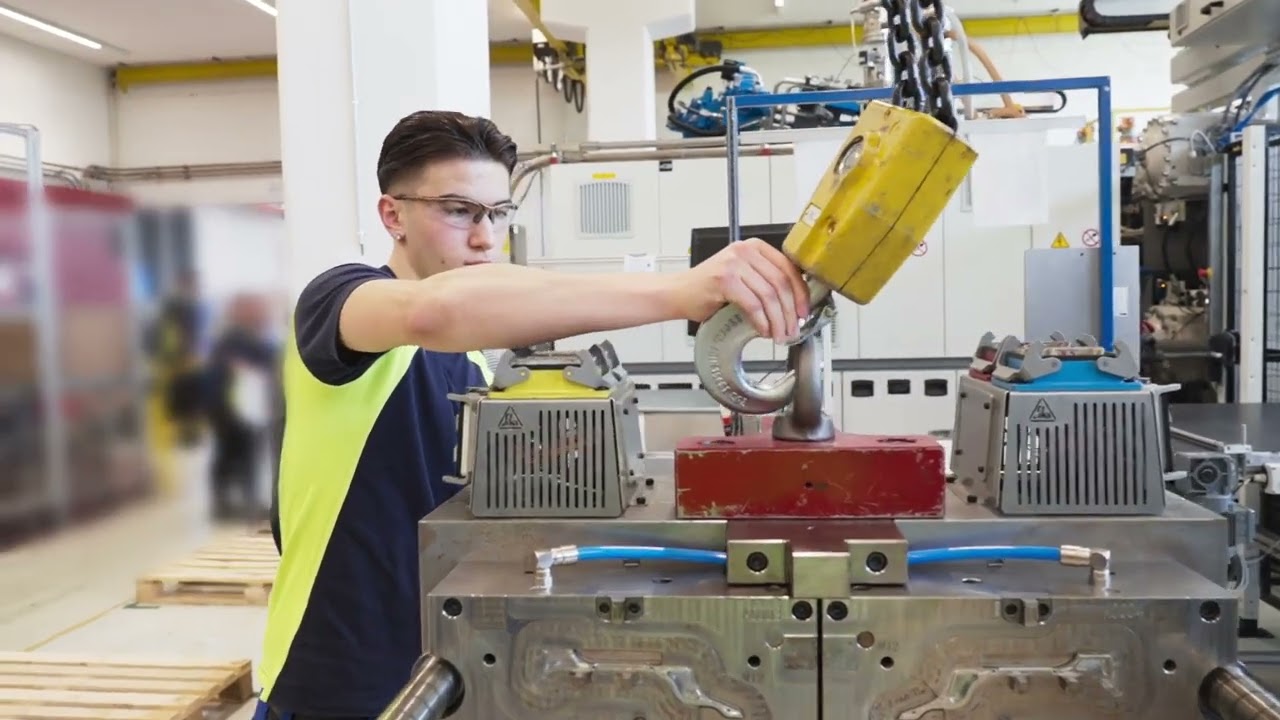 Lehre als Kunststofftechnologe/in EFZ bei Sika